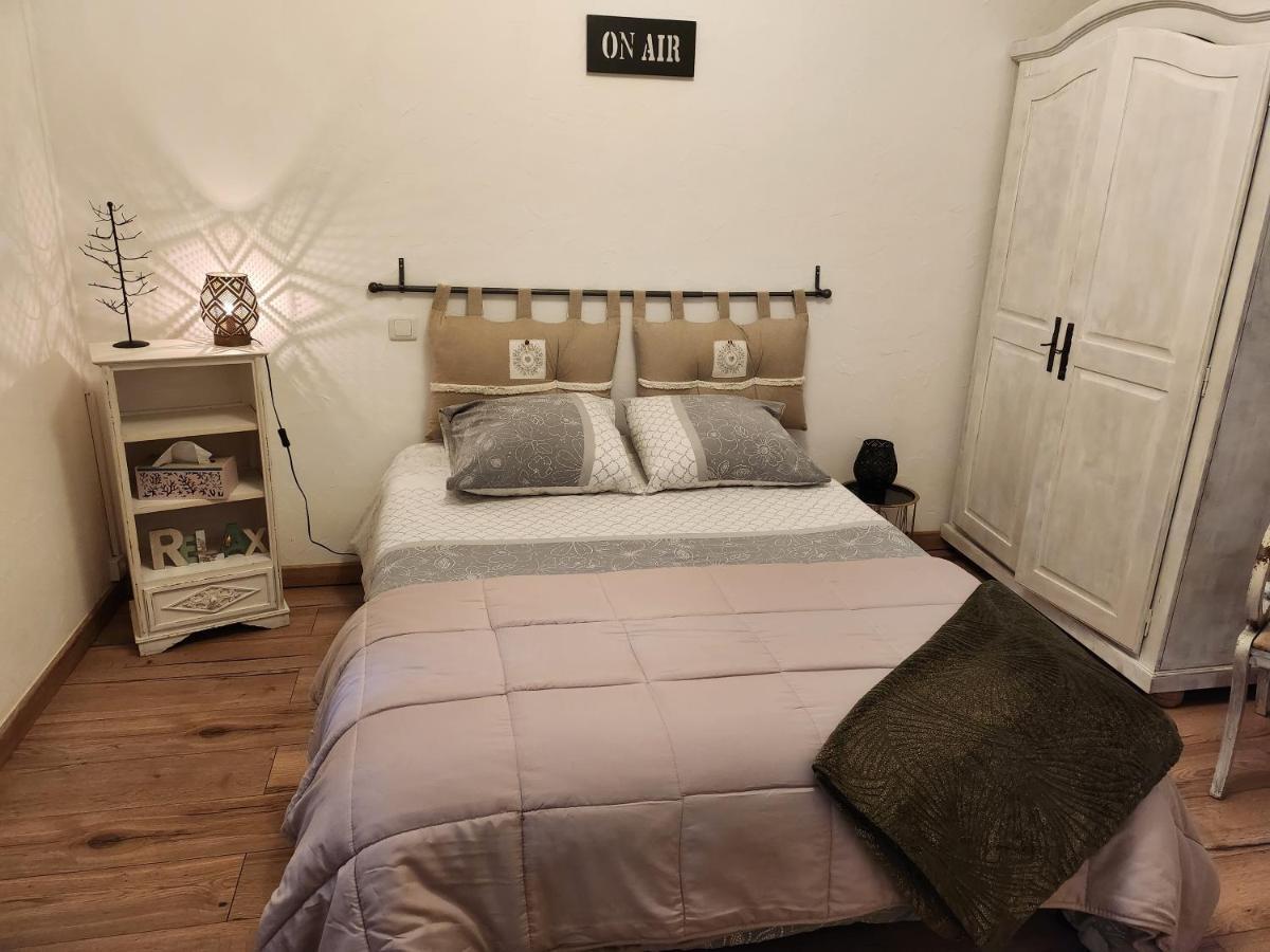 Appartement Cosy En Rdc Remoulins Eksteriør bilde